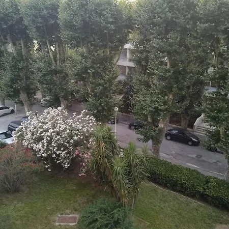 Διαμέρισμα Paradis Varois, Paradise, Calme, Parking Gratuit, Arbore *